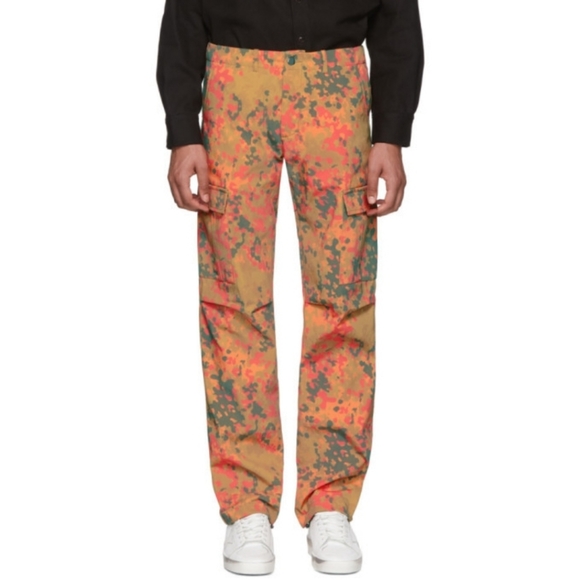 Resort Corps Orange Camo Toxic Cargo Pants - Picture 3 of 11